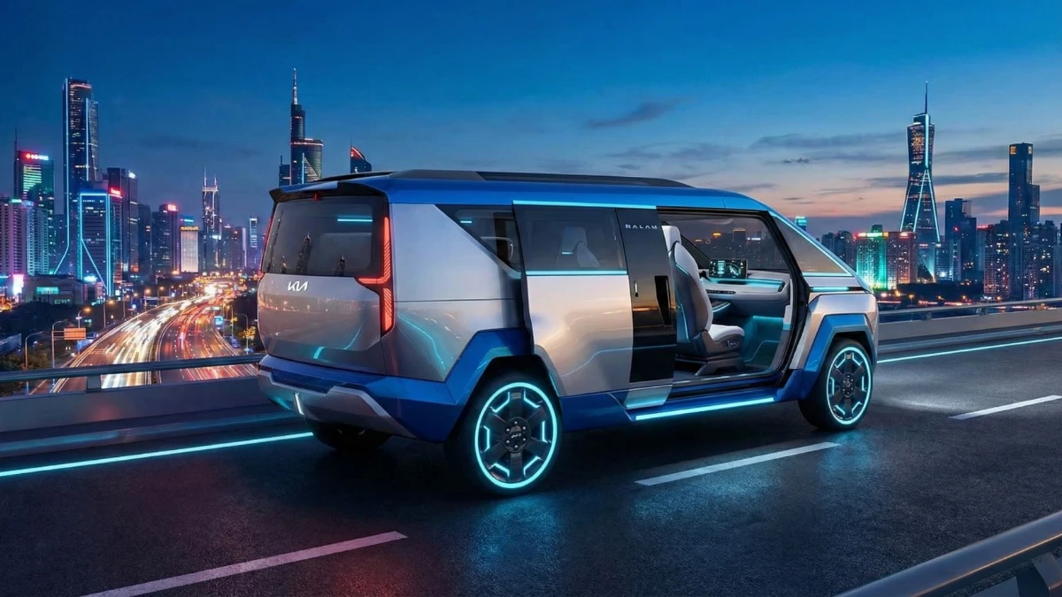 2026-kia-camper-van-compact